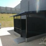 Fabricação de casa de armazenamento.